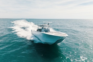 HATCHLIFE 41ft SeaHunter Yacht For Sale