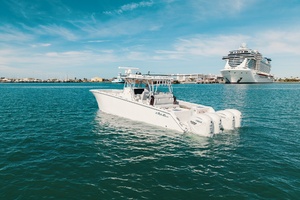 HATCHLIFE 41ft SeaHunter Yacht For Sale