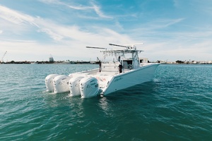 HATCHLIFE 41ft SeaHunter Yacht For Sale
