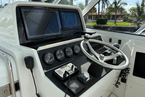 39ft Jupiter Yacht For Sale