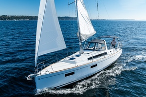 Grazie 38ft Beneteau Yacht For Sale