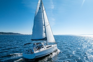Grazie 38ft Beneteau Yacht For Sale