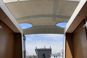 2018 Beneteau Oceanis 48 thumbnail 34