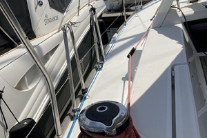 2018 Beneteau Oceanis 48 thumbnail 29