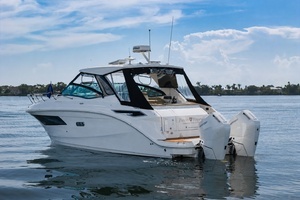 Pace Yourself 2025 Sea Ray 320 Sundancer Yacht For Sale in Melbourne FL