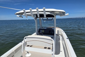 27ft Sea Hunt Yacht For Sale