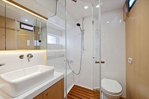 No Retreat 57ft Hylas Yacht For Sale