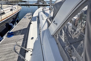 AVANT 51ft Beneteau Yacht For Sale