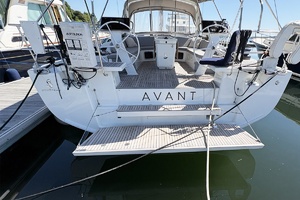 AVANT 51ft Beneteau Yacht For Sale