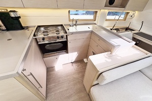 AVANT 51ft Beneteau Yacht For Sale