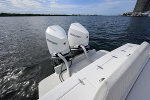 31ft Jupiter Yacht For Sale