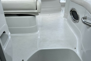 26ft Crownline Yacht For Sale