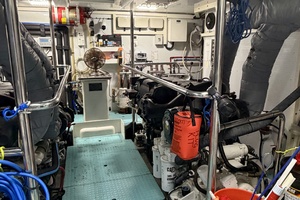 Alaskan 70 OHANA - Engine Room