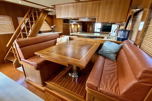 Alaskan 70 OHANA - Dinette
