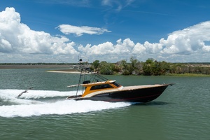 B 58ft Donzi Yacht For Sale