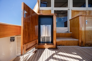 B 58ft Donzi Yacht For Sale