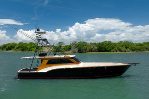 B 58ft Donzi Yacht For Sale