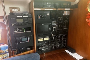 2002 Catalina 387 thumbnail 23