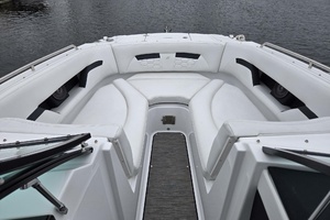 24ft Four Winns Yacht For Sale