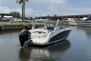 24ft Four Winns Yacht For Sale