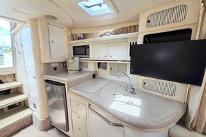 One Love 33ft Sea Ray Yacht For Sale