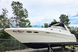 One Love 33ft Sea Ray Yacht For Sale
