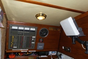 1981 Pearson 424 Ketch thumbnail 64