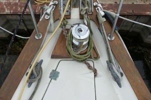 1981 Pearson 424 Ketch thumbnail 8
