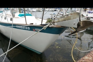 1981 Pearson 424 Ketch thumbnail 2