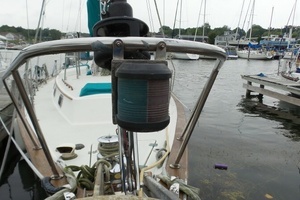 1981 Pearson 424 Ketch thumbnail 9
