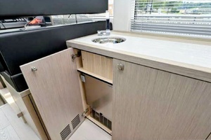 The Second Mouse Gets The Cheese 50ft Sunseeker Yacht For Sale