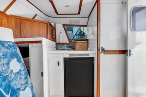 Pic s Kicks 31ft Bertram Yacht For Sale