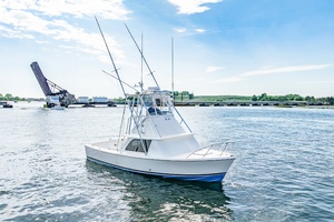 Pic s Kicks 31ft Bertram Yacht For Sale