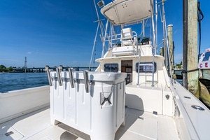 Pic s Kicks 31ft Bertram Yacht For Sale