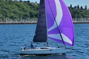 32' J Boats 2018