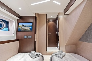 ELLIGANCE 68ft Sunseeker Yacht For Sale