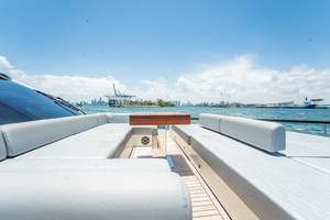 82FT (25.27M) ASTONDOA