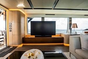 82FT (25.27M) ASTONDOA