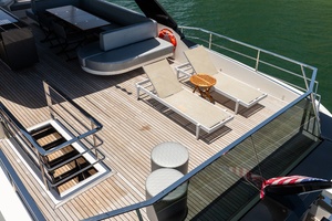82FT (25.27M) ASTONDOA
