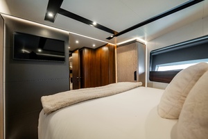 82FT (25.27M) ASTONDOA