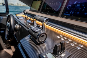 82FT (25.27M) ASTONDOA