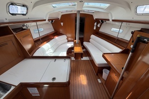 Amore 34ft Beneteau Yacht For Sale