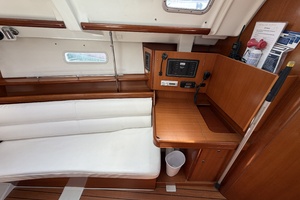 Amore 34ft Beneteau Yacht For Sale