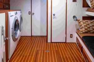Sapphire Sea II 87ft Offshore Yachts Yacht For Sale
