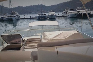 57ft Ferretti Yachts Yacht For Sale