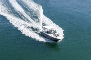 34ft Regal Yacht For Sale