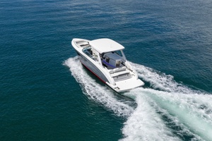 34ft Regal Yacht For Sale