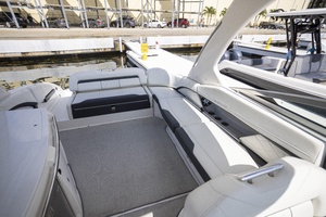 34ft Regal Yacht For Sale