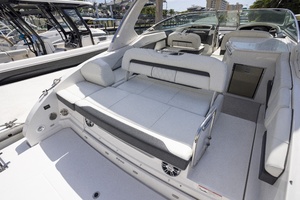 34ft Regal Yacht For Sale