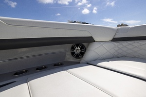 34ft Regal Yacht For Sale